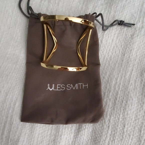 Jules Smith Gold Bangle - Picture 4 of 4